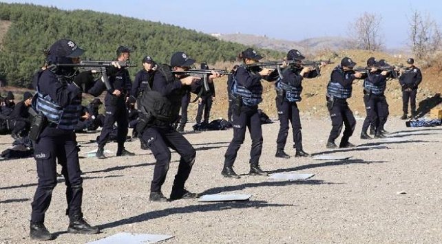 Polis adaylarının eğitimlerine başlandı