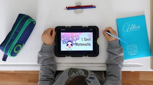 Türk Kızılay’dan tablet kampanyası