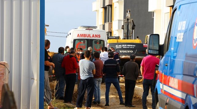 Cezaevi inşaatında toprak altında kalan işçi hayatını kaybetti