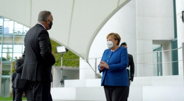 Merkel: DEAŞ, tehdit olmaya devam ediyor