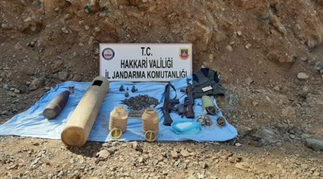 Hakkari’de teröristlerin kullandığı mühimmat ele geçirildi