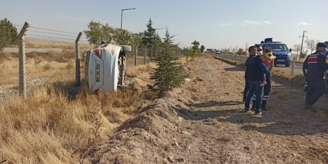 Nevşehir’de devrilen otomobildeki 5’i çocuk 9 kişi yaralandı