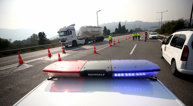 Bolu Dağı Tüneli Ankara yönü hafif tonajlı araçlara açıldı