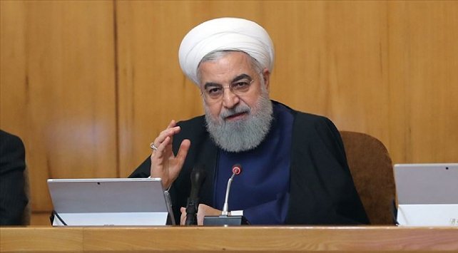 Ruhani: Fransa ve Avrupa Müslümanların iç işlerine müdahale etmekten vazgeçsin