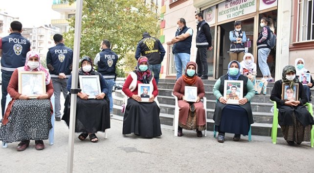 Diyarbakır annelerinin evlat nöbeti 422. gününde