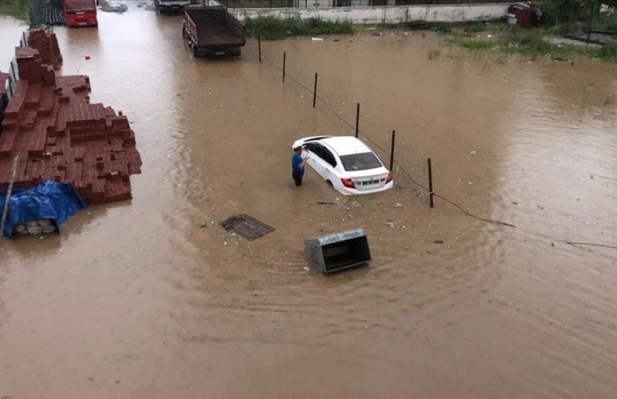 Rize’de sel ve heyelan: 5 kişi hayatını kaybetti, 3 kişi aranıyor