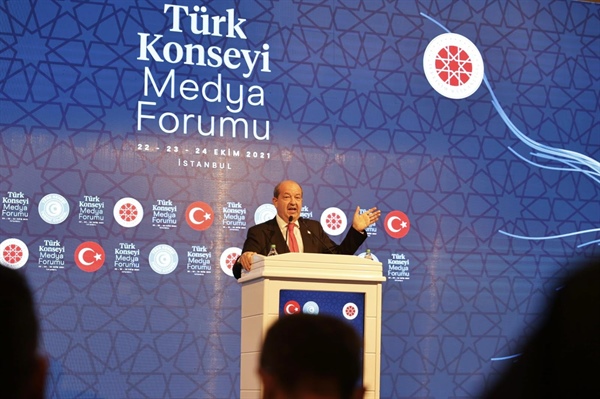 Cumhurbaşkanı Tatar Türk Konseyi Medya Forumu’na katıldı