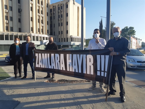 3 sendika zamları ve pahalılığı protesto eylemi yaptı