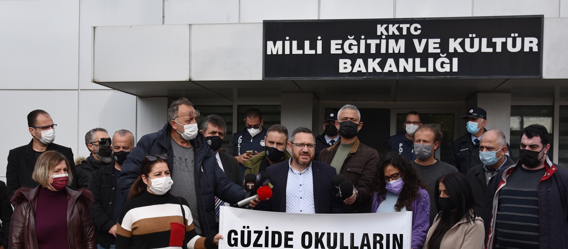 KTÖS ve KTOEÖS, tedbirler alınarak yüzyüze eğitimin devamını istiyor