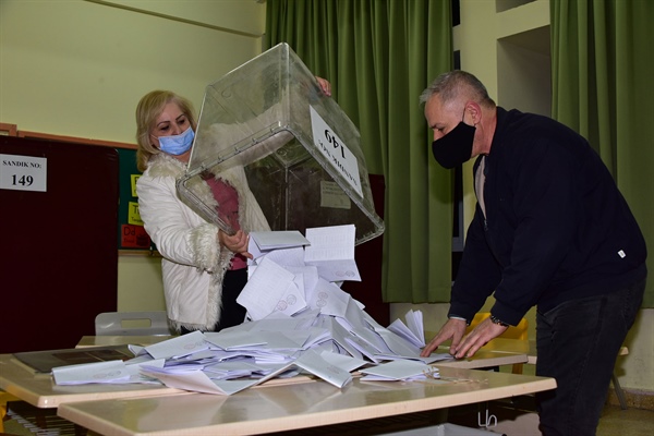 379 sandığa göre Meclis’e 5 parti girecek