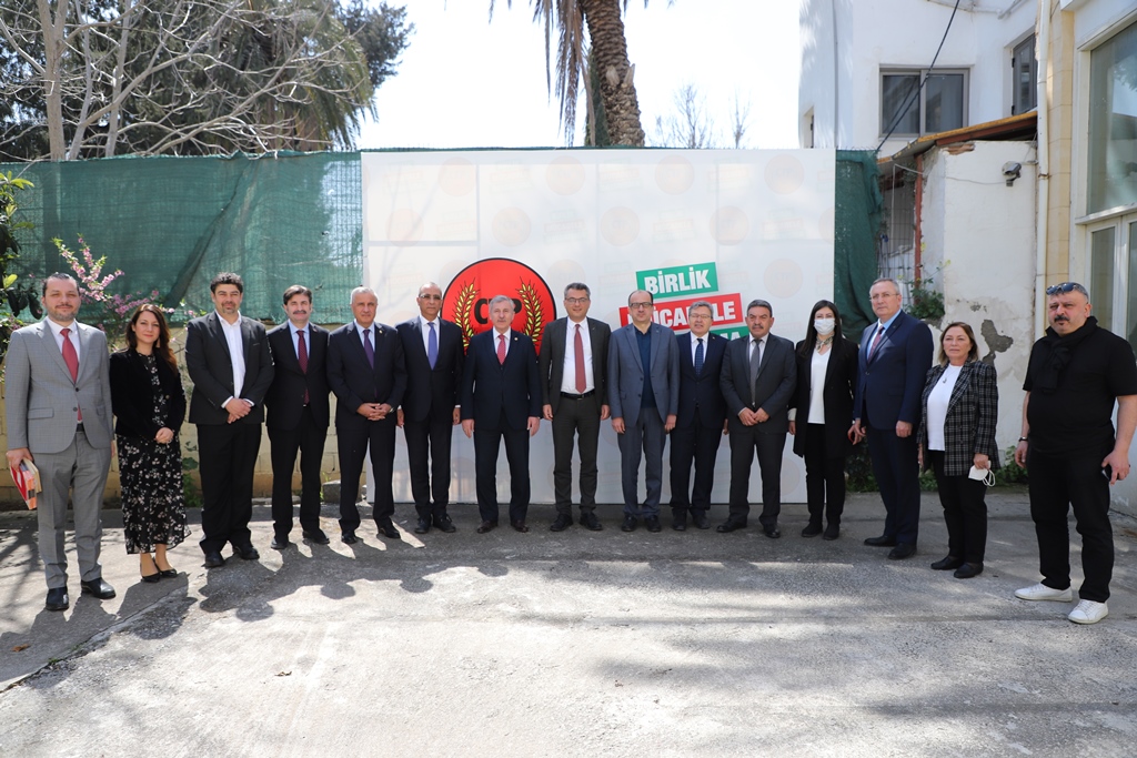 Gelecek Partisi heyeti CTP’yi ziyaret etti