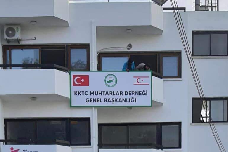 KKTC Muhtarlar Derneği Genel Merkez Ofisi düzenlenen törenle açıldı