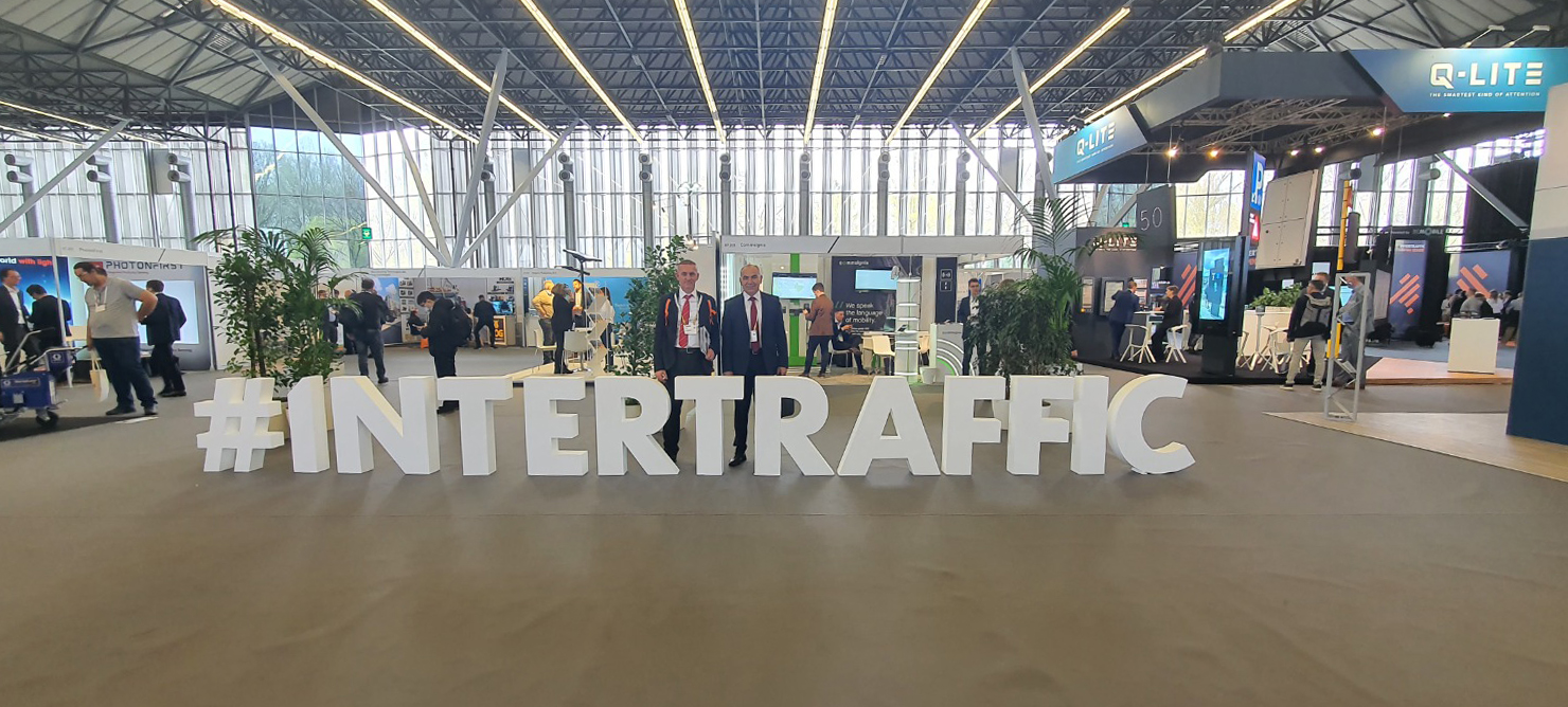 Trafik Dairesi Müdürü Mustafa Yeşil ve ekibi, “Intertraffic” trafik teknolojileri fuarına katıldı