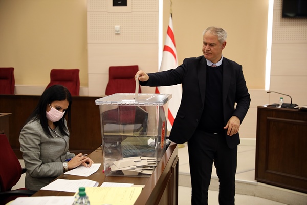Meclis’te YÖDAK üyeliği için seçim yapılıyor