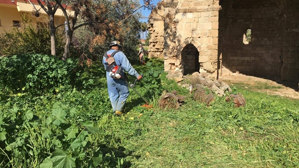 Eski Eserler ve Müzeler Dairesi, tarihi yerlerde temizlik çalışmalarını hızlandırdı