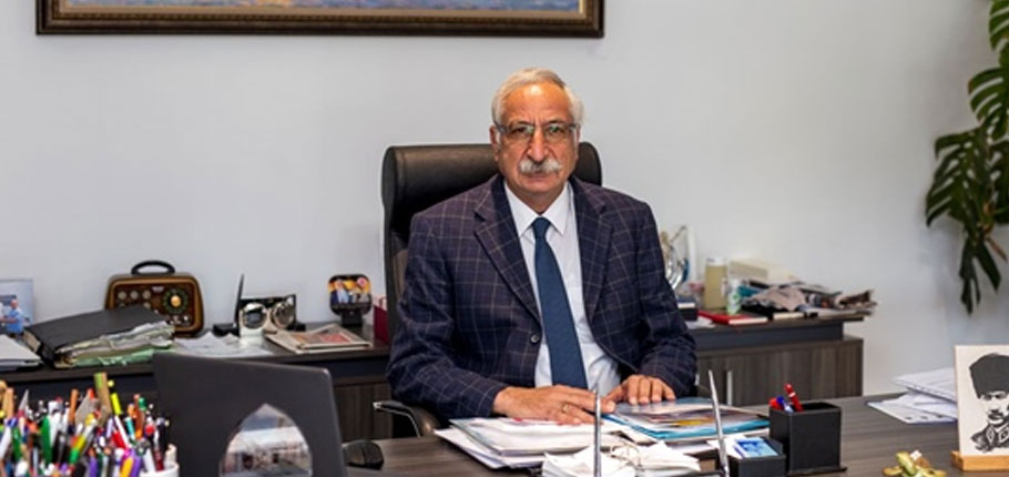 Güngördü’nün 27 Mart Dünya Tiyatrolar Günü dolayısıyla mesaj yayımladı