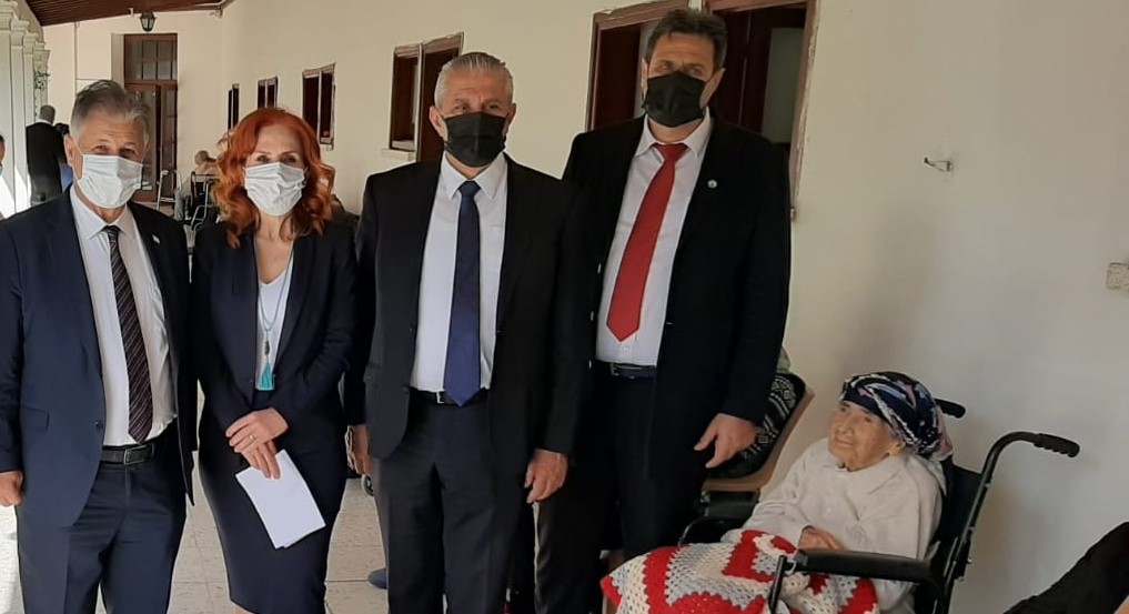 Lapta Huzurevi’nde “Sessizliğimin Sesi Olur Musun?” Projesi hayata geçirildi