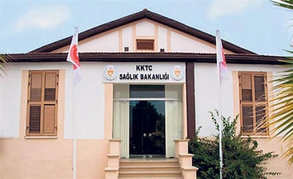 Sağlık Bakanlığı, Covid-19 pandemisinin ülkedeki iki yılını değerlendirdi