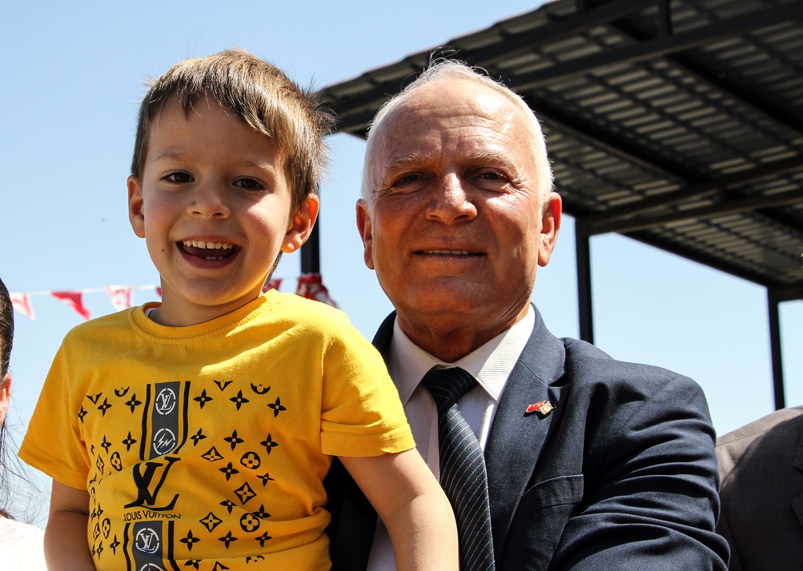 Töre:Çocuklar güvenle yetişirse devletin geleceği de o kadar parlak olur