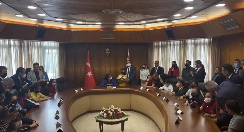 Öğrenciler devlet ve hükümet yetkililerini ziyaret etti