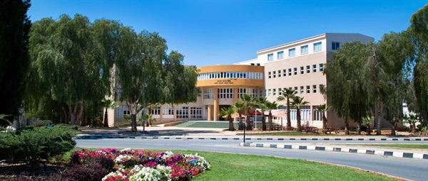 DAÜ’de “Anayasa Mahkemesi Kararlarında Toplumsal Cinsiyet’’ başlıklı seminer düzenlendi
