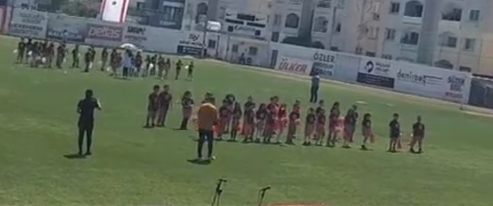 Şehit Ertuğrul İlkokulu, Lefkoşa’da tören düzenledi