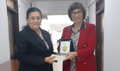 Merhum Lefke Serdarı, Eğitimci Aziz Fedai anısına KHYD’ye bağış
