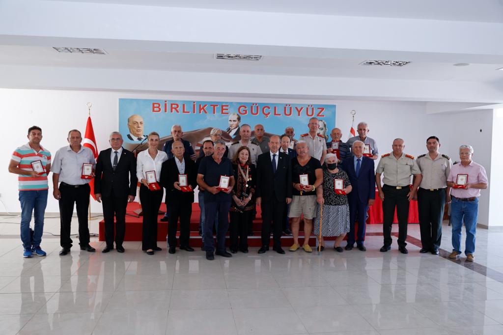 Cumhurbaşkanı Tatar, Daniş Karabelen’i anma ve madalya takdim törenine katıldı
