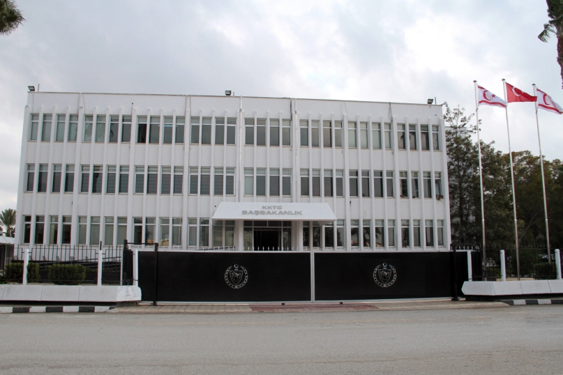 İdari koordinasyon yönünden Başbakanlık ve Bakanlıklara bağlı kurum ve kuruluşlar yeniden düzenlendi
