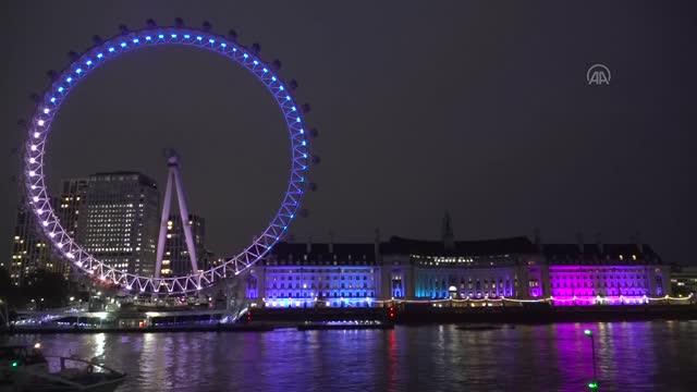 İngiltere’de Ramazan Bayramı. Dev dönme dolap London Eye hilal şeklinde ışıklandırıldı