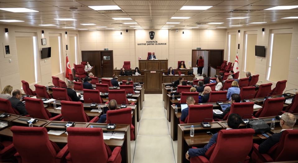 Meclis’te güncel konuşmalar yapılıyor