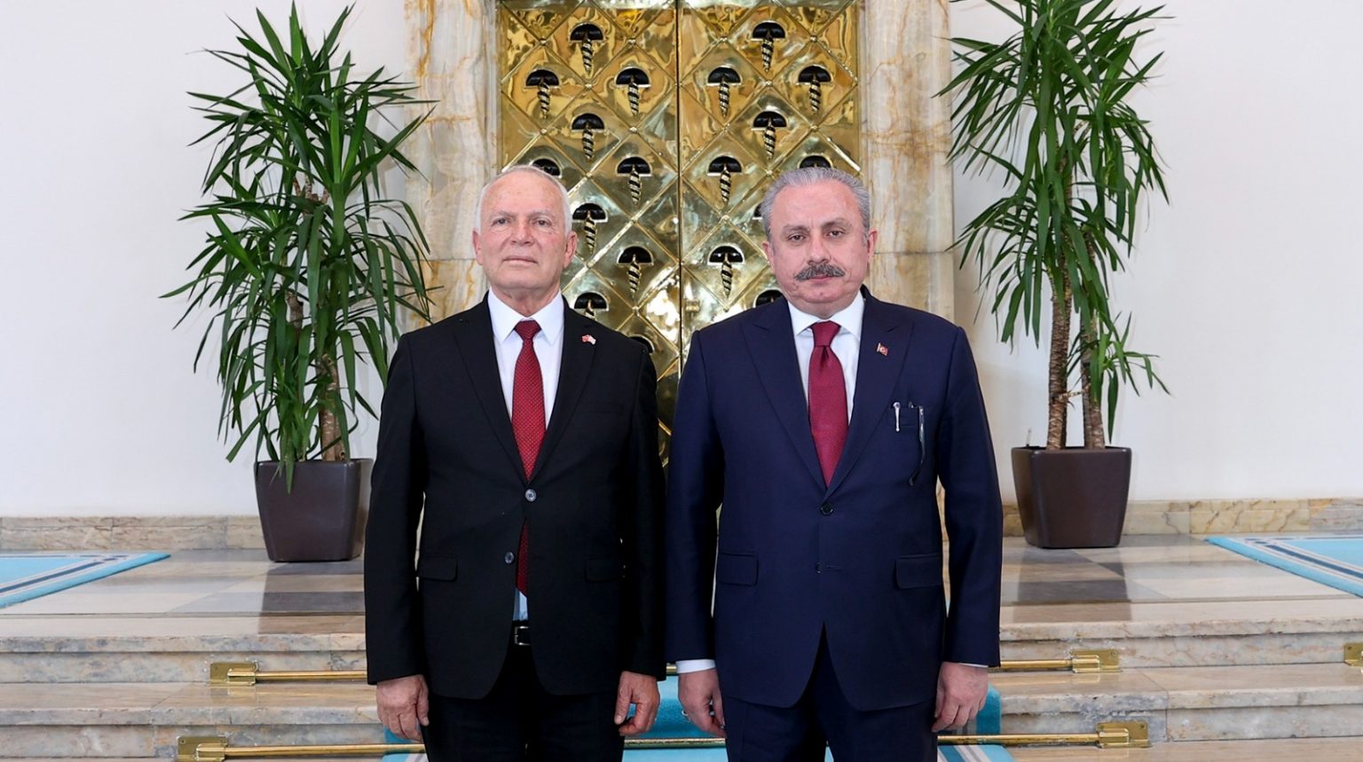 Şentop: Töre ile yaptığımız görüşmede son siyasi gelişmeleri de ele aldık