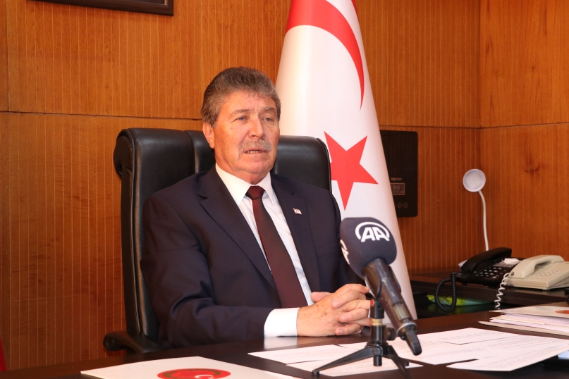 Üstel:Gençlerin önünü açmak için ekonomik paket hazırlıyoruz