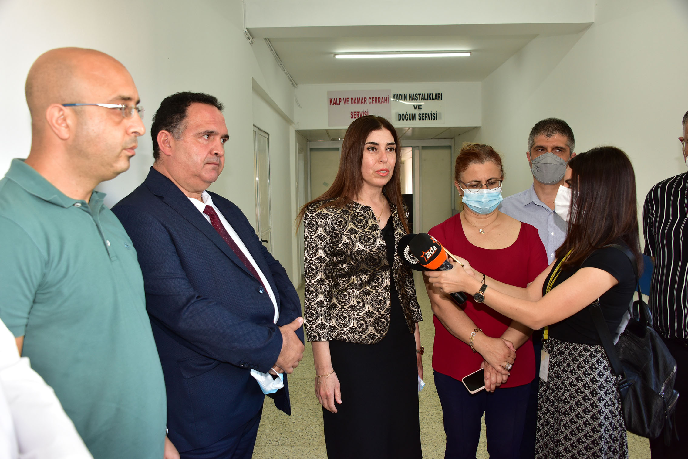 Sağlık Bakanı Altuğra, Lefkoşa Dr. Burhan Nalbantoğlu Devlet Hastanesi’nde incelemelerde bulundu