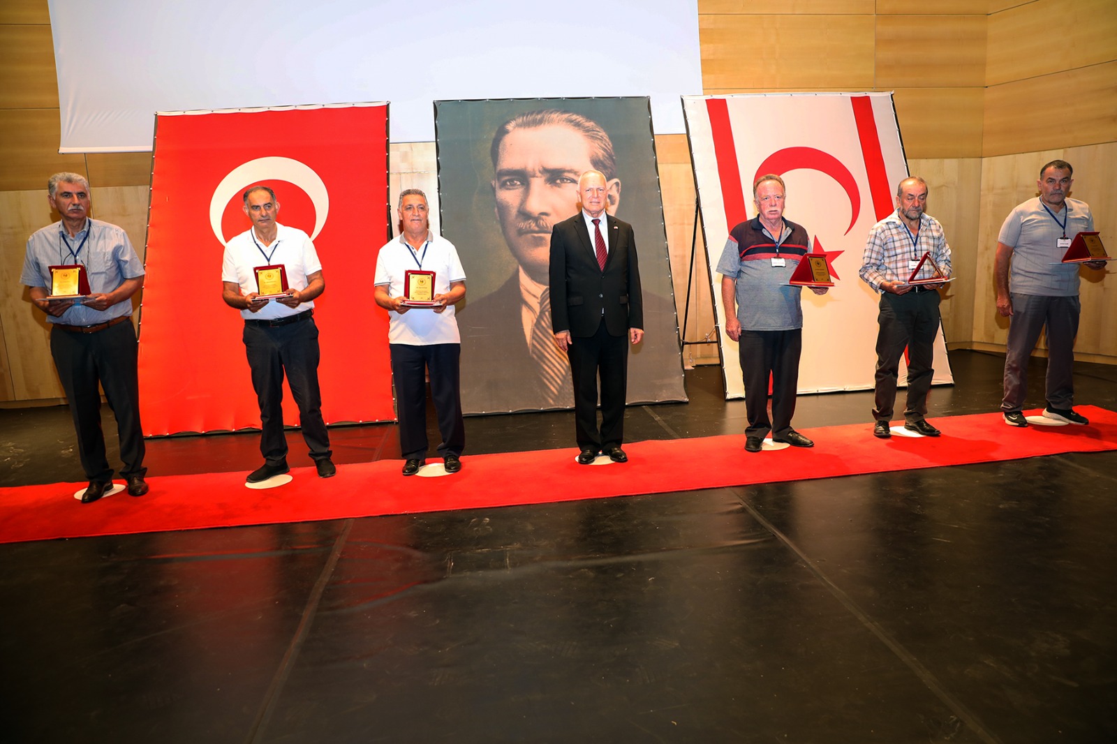 Töre: Devlet olmanın gurur ve mutluluğunu her zaman yaşamamız gerekir