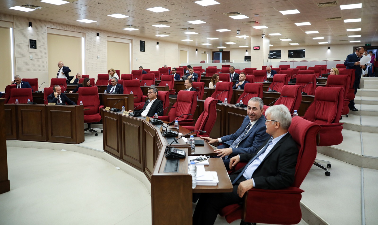 Genel Kurul’da güncel konuşmalar yapılıyor