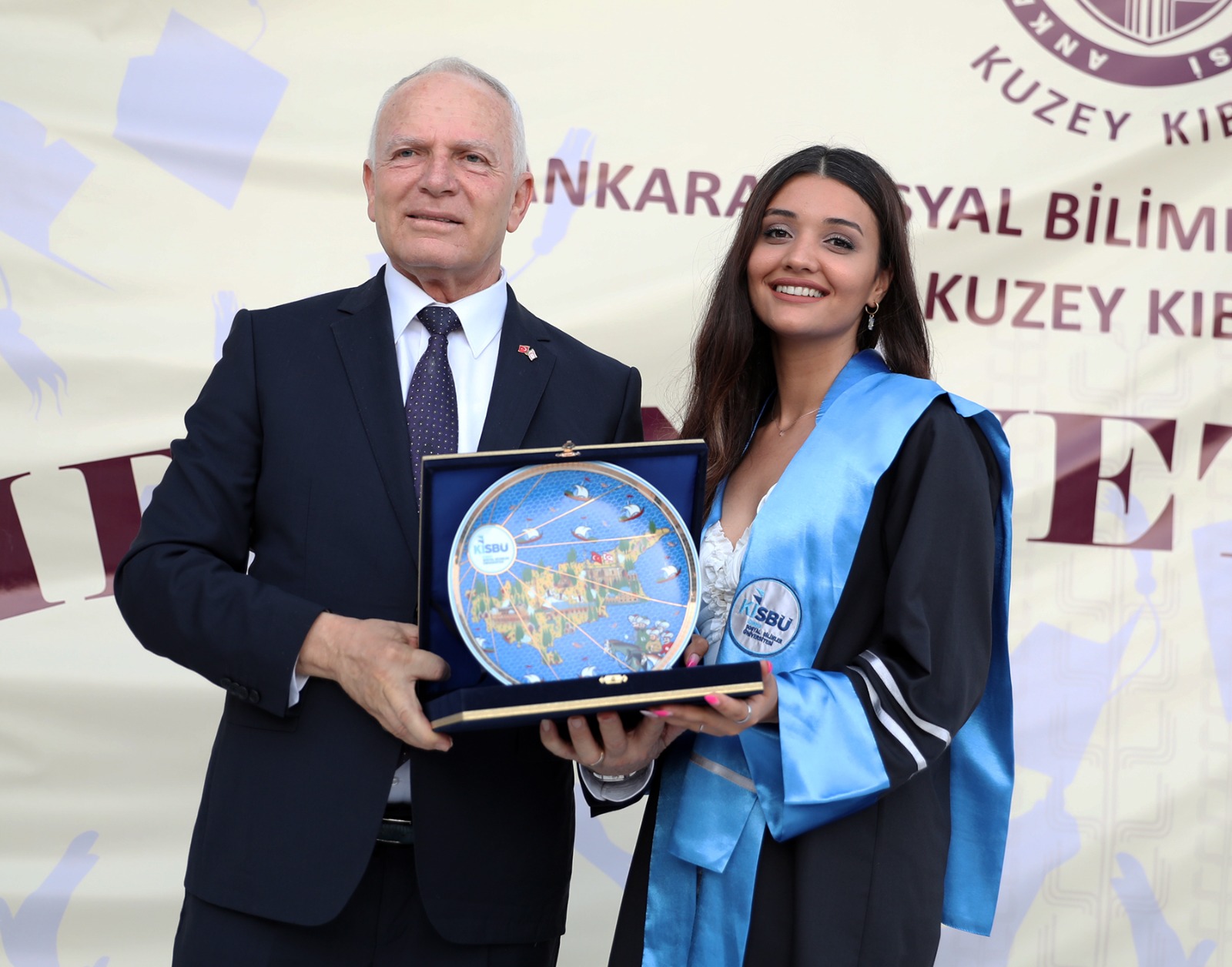Töre, Ankara Sosyal Bilimler Üniversitesi Kuzey Kıbrıs Kampüsü’nde gerçekleşen mezuniyet törenine katıldı