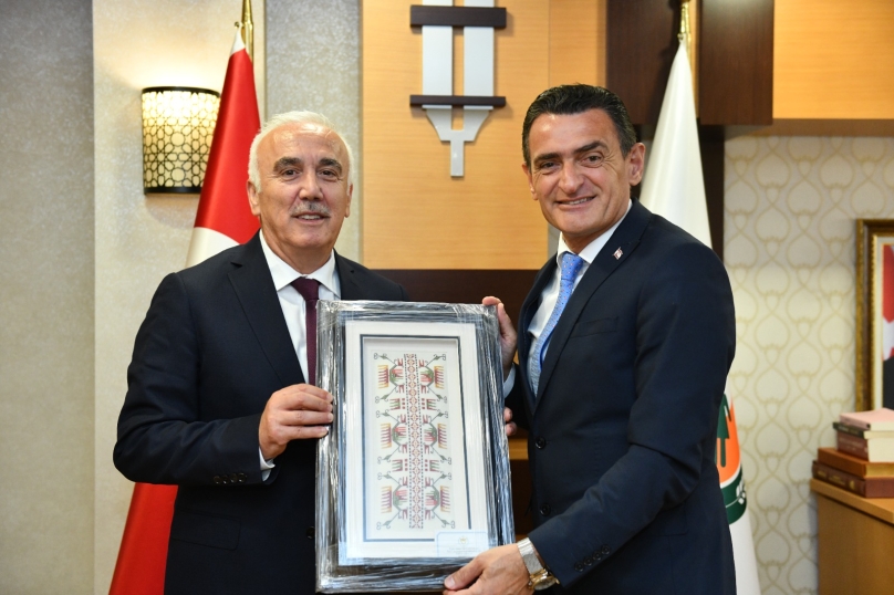 Bakan Oğuz, Tarım Kredi Kooperatifleri Genel Müdürü Aydın’la görüştü