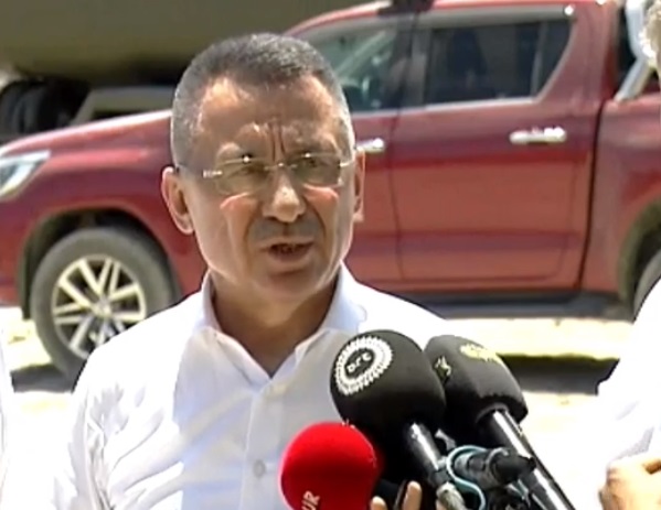Oktay:Tüm imkanları seferber ederek yangını söndürmeye çalışıyoruz