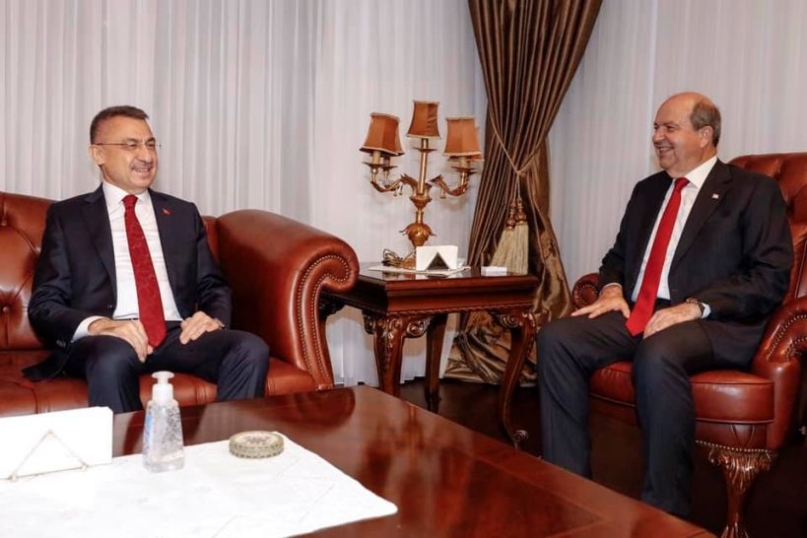 Cumhurbaşkanı Tatar ile TC Cumhurbaşkanı Yardımcısı Oktay arasındaki görüşme başladı