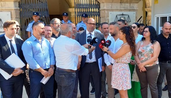 Sendikalar Anayasa Mahkemesi’ndeki davayı geri çekti