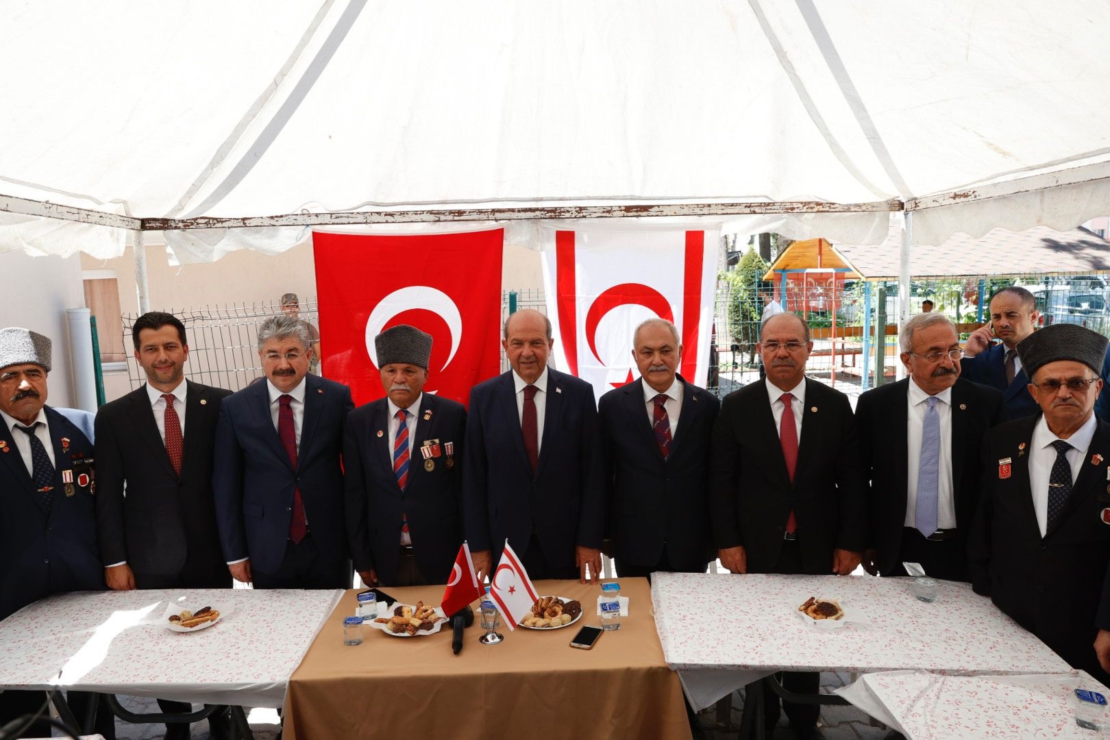 Cumhurbaşkanı Tatar: Sizin hizmetlerinizi unutmadık, unutmayacağız