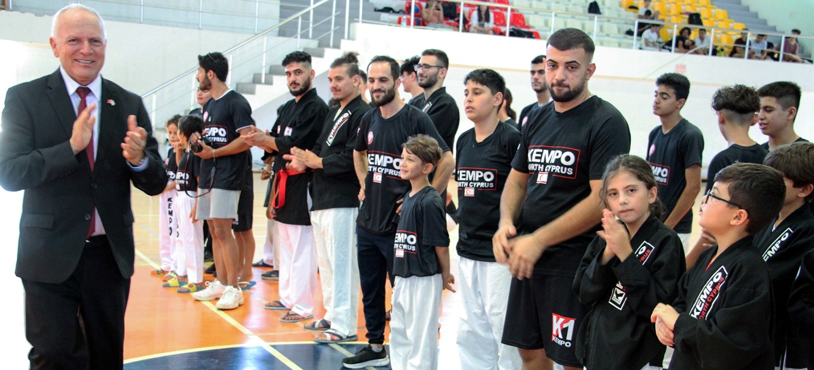 Meclis Başkanı Töre, Kempo Federasyonu ödül törenine katıldı