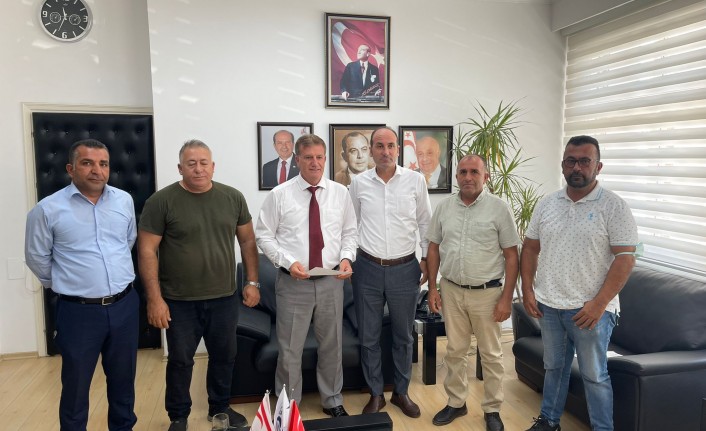 Bakan Arıklı Birleşik Taksiciler Birliği’ni kabul etti