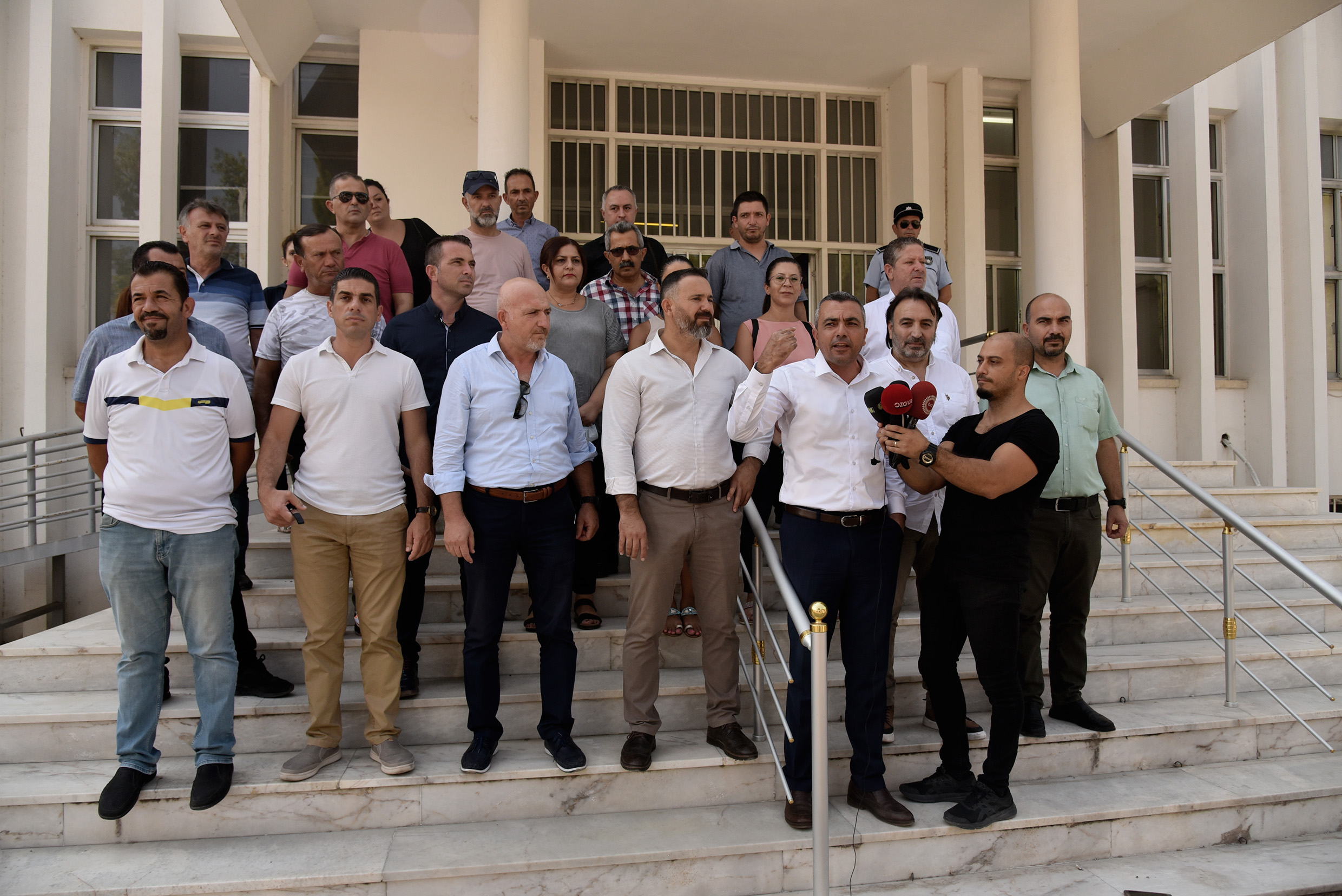 Kamuda örgütlü 4 sendika grevini genişletti