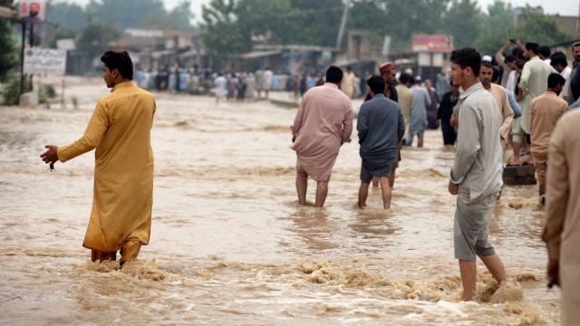Pakistan’da muson yağmurları nedeniyle ölenlerin sayısı 1162’ye yükseldi