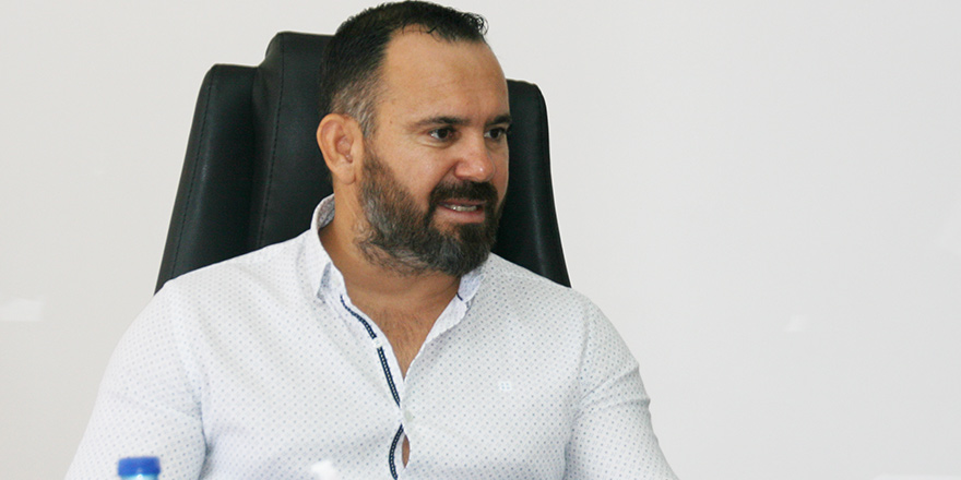 Sendikalar “Göç Yasası” kapsamında istihdam edilenlerin mağduriyetlerin giderilmesi konusunda hükümetle uzlaşıya varıldığını açıkladı.