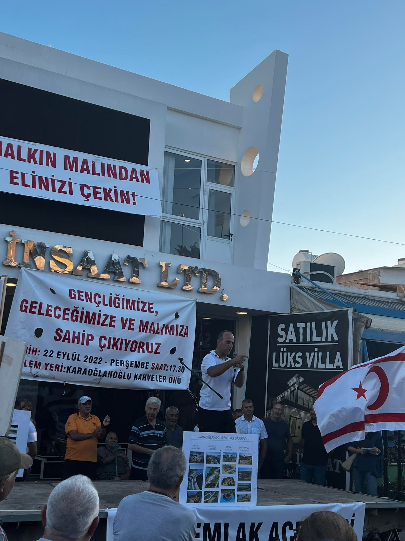 Karaoğlanoğlu Avcılık, Atıcılık ve Balıkçılık Derneği, balıkçı barınağı için eylem yaptı