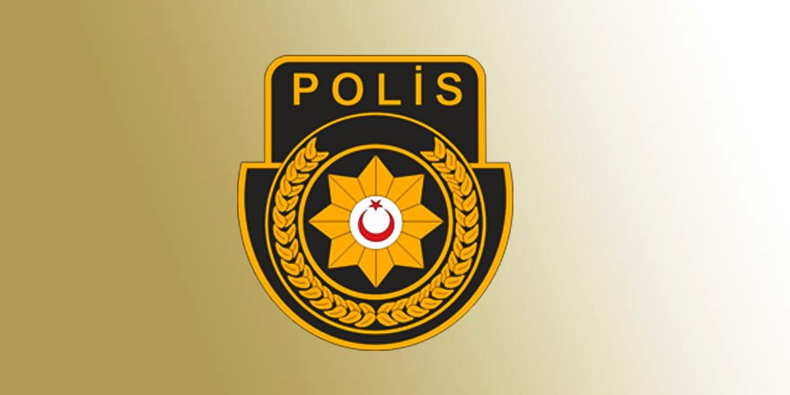 Seyir halindeki araç alev aldı