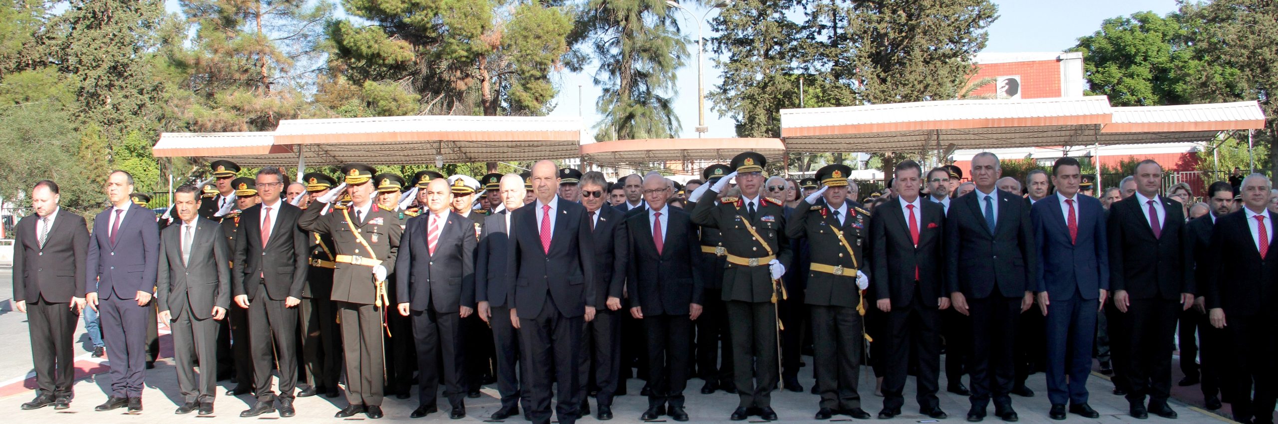 29 Ekim Cumhuriyet Bayramı Lefkoşa’da Atatürk Anıtı önünde düzenlenen törenle kutlandı.